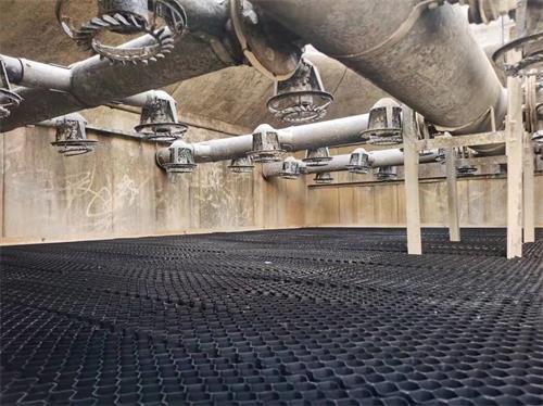 冷卻塔收水器出現漂水的原因,冷卻塔收水器漂水維修方法？